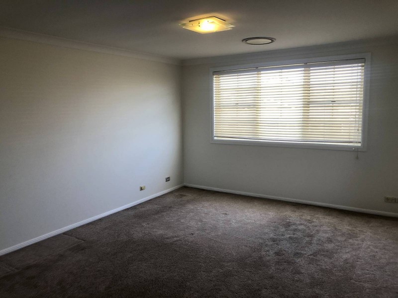 2/39-41 Glover Avenue, Quakers Hill NSW 2763