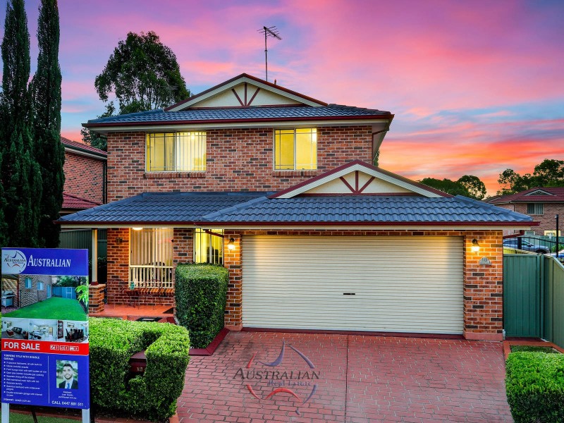 18 Hillcrest Road, Quakers Hill NSW 2763