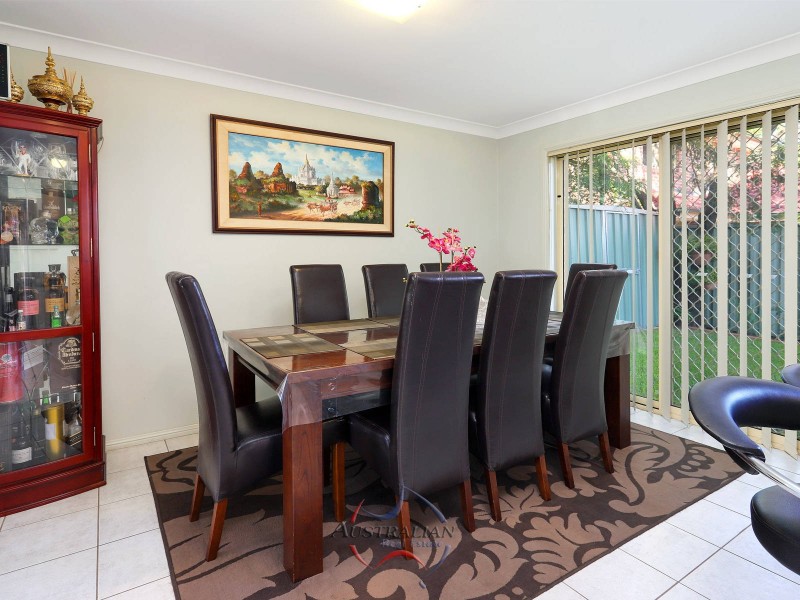 18 Hillcrest Road, Quakers Hill NSW 2763