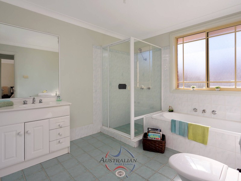 18 Hillcrest Road, Quakers Hill NSW 2763