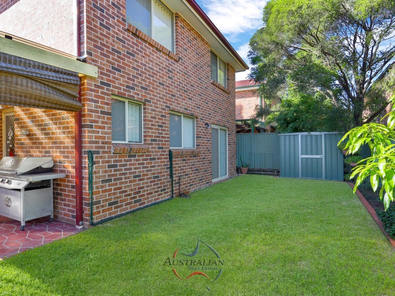 18 Hillcrest Road, Quakers Hill NSW 2763