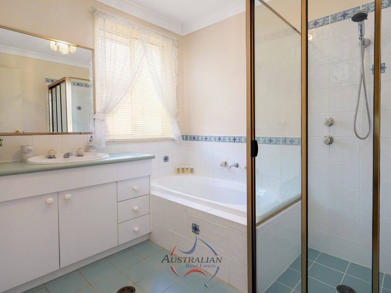 11 Brendan Place, Quakers Hill NSW 2763