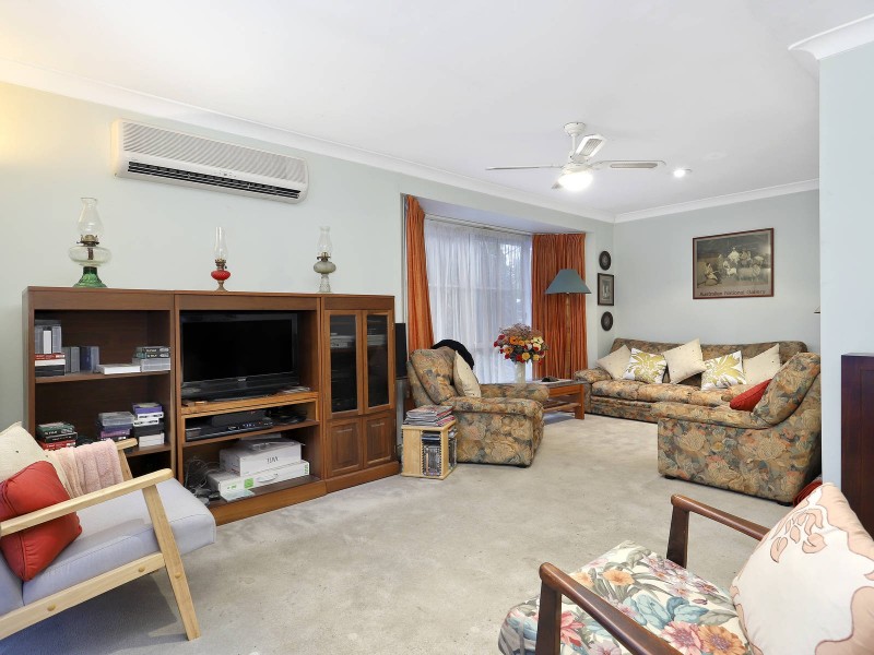 3 Barnier Drive, Quakers Hill NSW 2763