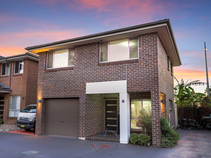 4/112 Tallagandra Drive, Quakers Hill NSW 2763