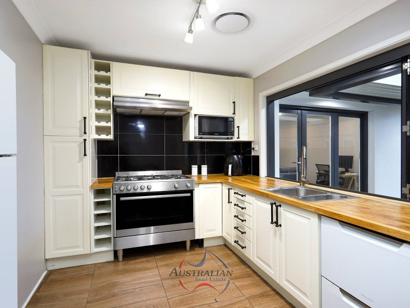 7 Zammit Avenue, Quakers Hill NSW 2763