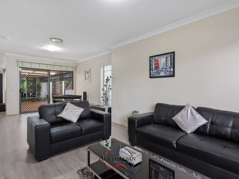 4 Fletcher Street, Stanhope Gardens NSW 2768