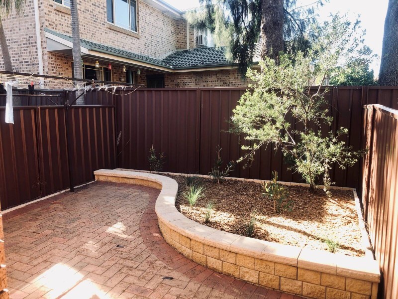 13/4 Highfield Road, Quakers Hill NSW 2763