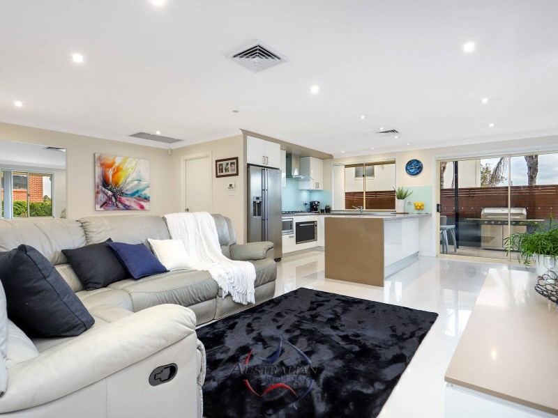 31 Pagoda Crescent, Quakers Hill NSW 2763