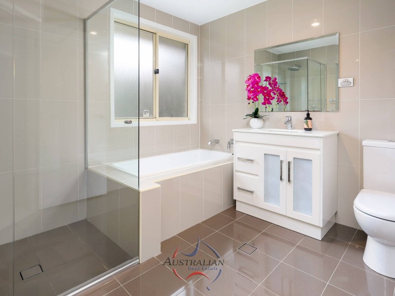 31 Pagoda Crescent, Quakers Hill NSW 2763