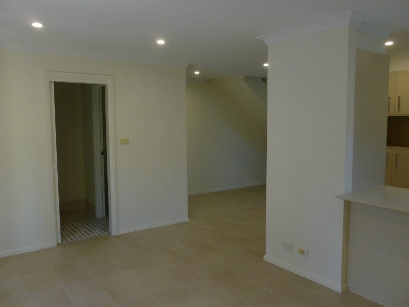 14B Ealing Place, Quakers Hill NSW 2763