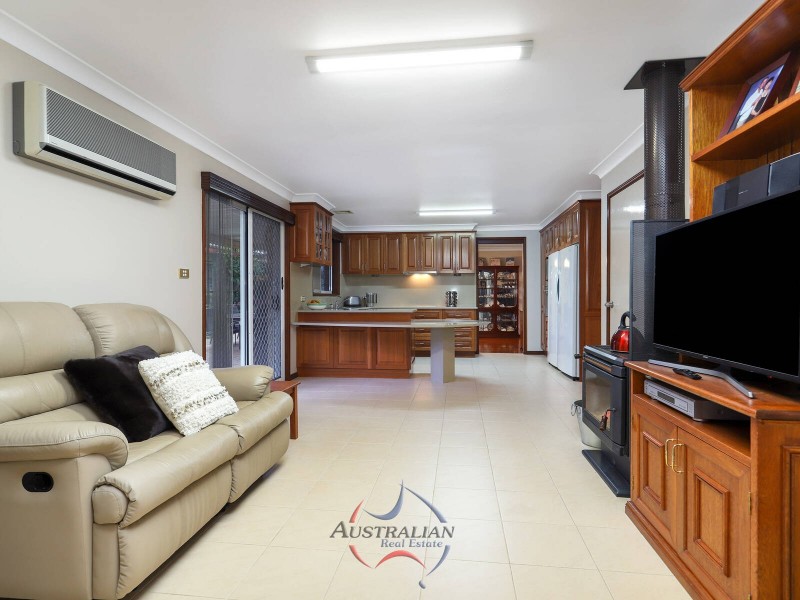 15 Ebony Crescent, Quakers Hill NSW 2763