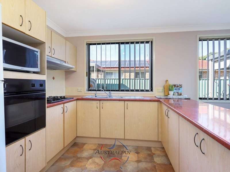 67 Aylward Avenue, Quakers Hill NSW 2763