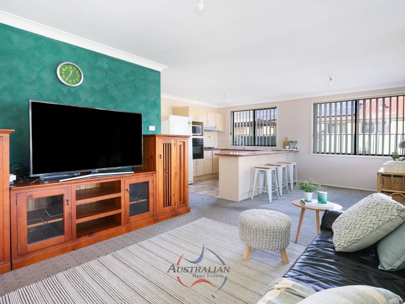67 Aylward Avenue, Quakers Hill NSW 2763