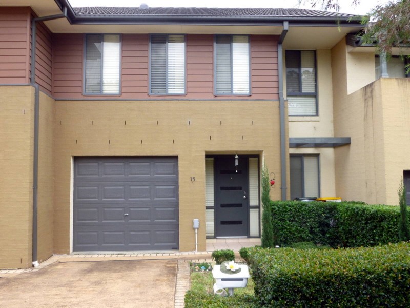 15 Tree Top Circuit, Quakers Hill NSW 2763