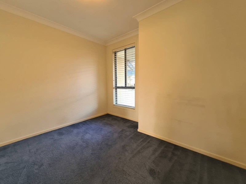 15 Tree Top Circuit, Quakers Hill NSW 2763