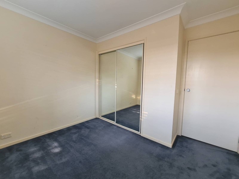 15 Tree Top Circuit, Quakers Hill NSW 2763