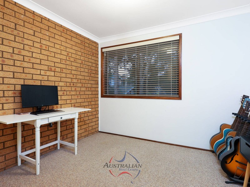 11/4 Highfield Road, Quakers Hill NSW 2763