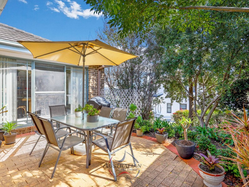 2 Lachlan Drive, Winston Hills NSW 2153