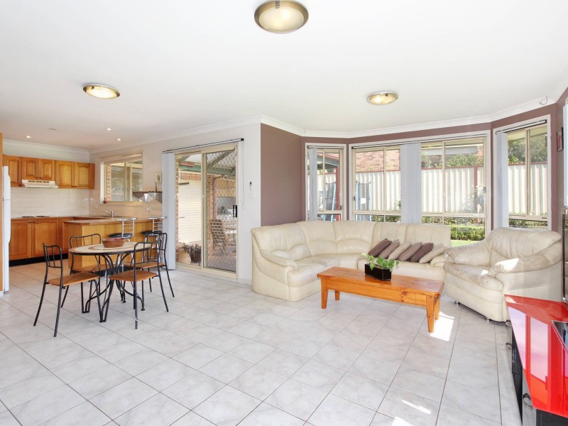 101 Pagoda Crescent, Quakers Hill NSW 2763