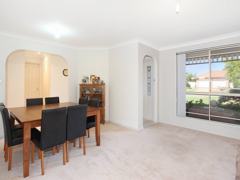 101 Pagoda Crescent, Quakers Hill NSW 2763