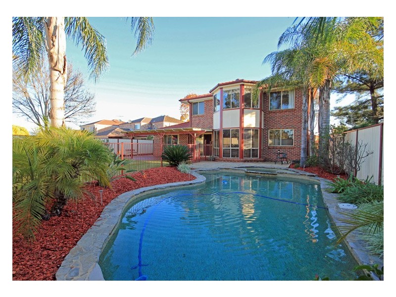 15  Belledale Close, St Clair NSW 2759