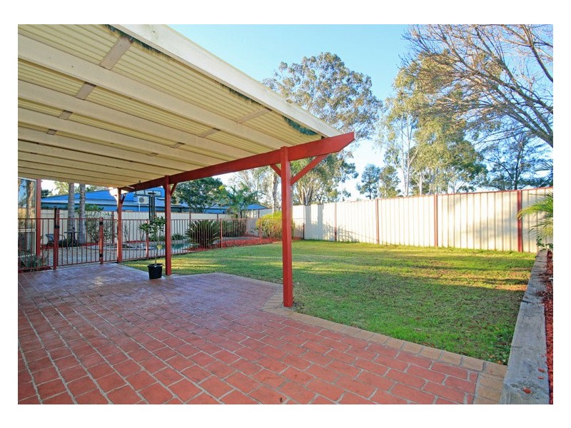 15  Belledale Close, St Clair NSW 2759