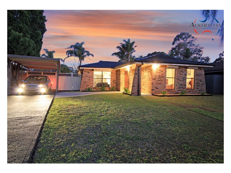 5 Othello Place, St Clair NSW 2759