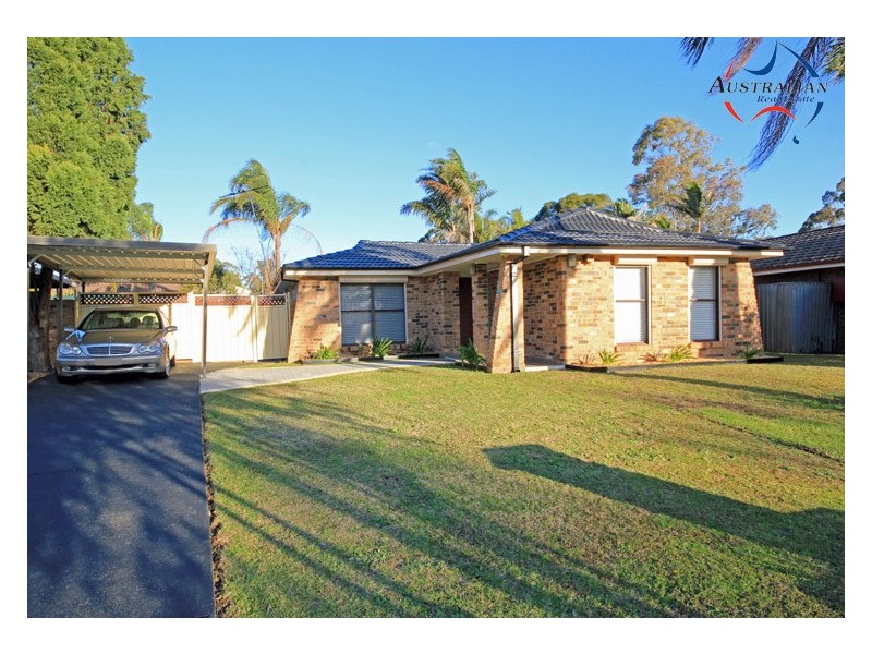 5 Othello Place, St Clair NSW 2759