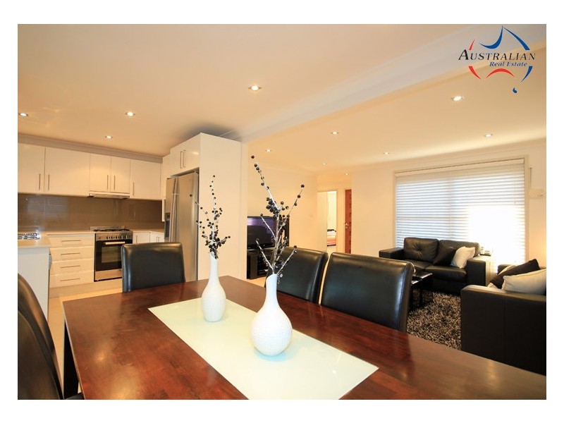 5 Othello Place, St Clair NSW 2759