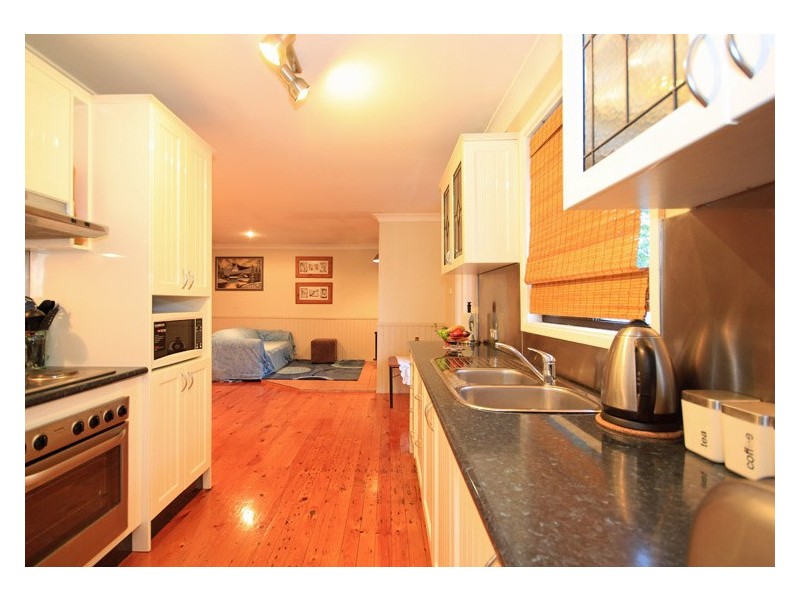 32 Menzies Cct,, St Clair NSW 2759