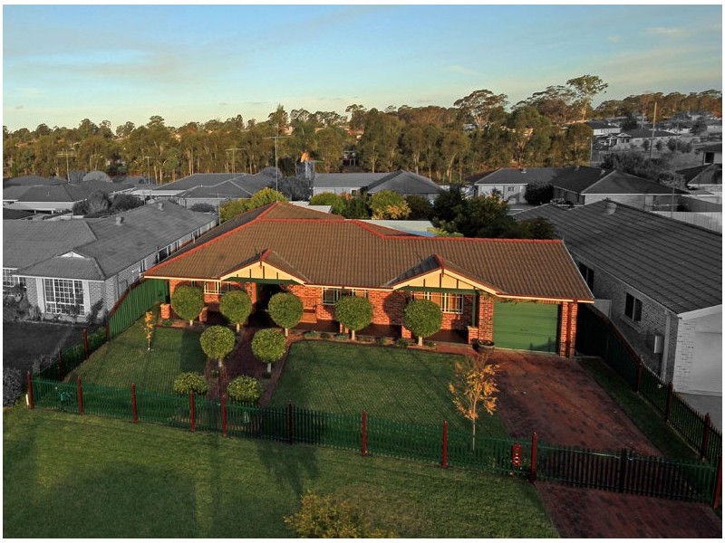16 Vivaldi Crescent, Claremont Meadows NSW 2747