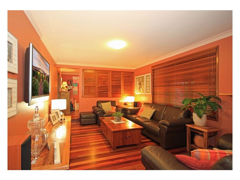 16 Vivaldi Crescent, Claremont Meadows NSW 2747