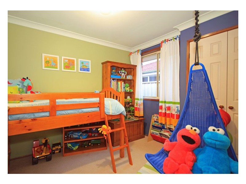 16 Vivaldi Crescent, Claremont Meadows NSW 2747