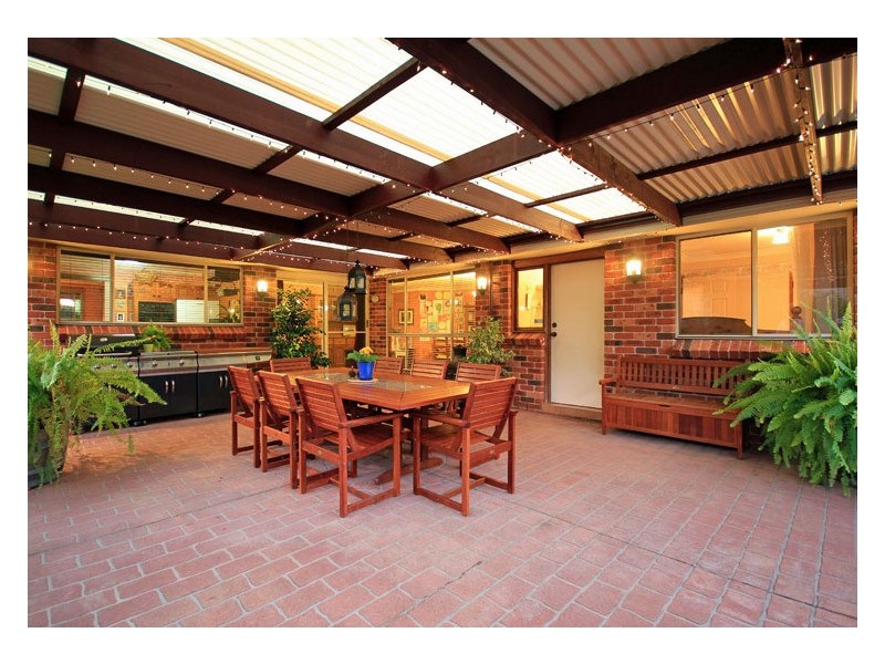 16 Vivaldi Crescent, Claremont Meadows NSW 2747