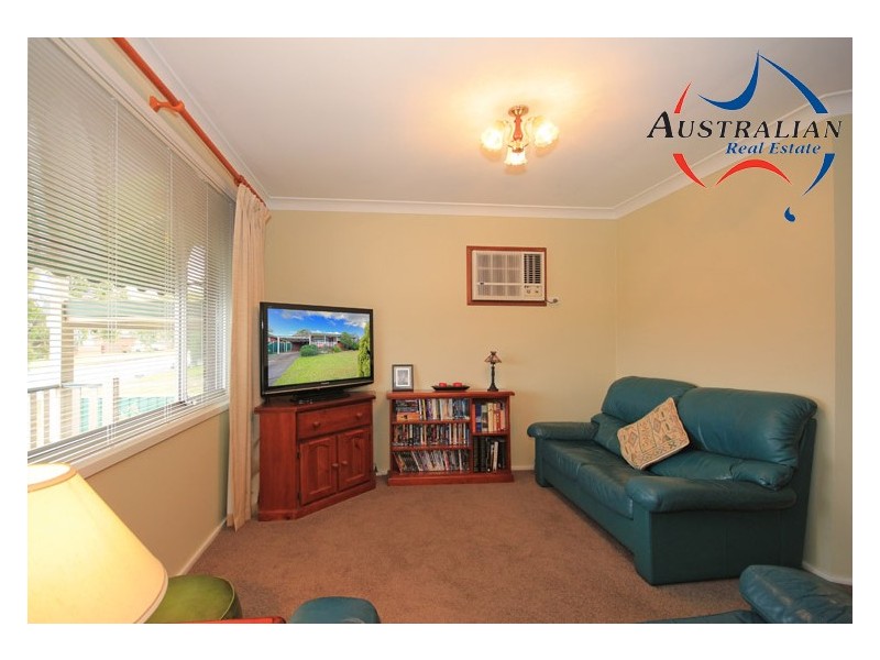 16 Dollin Street, Colyton NSW 2760