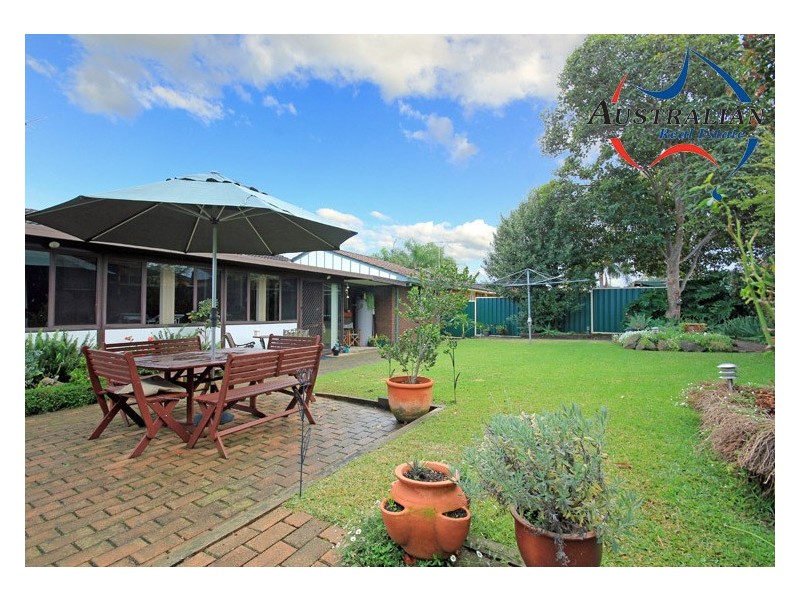 16 Dollin Street, Colyton NSW 2760