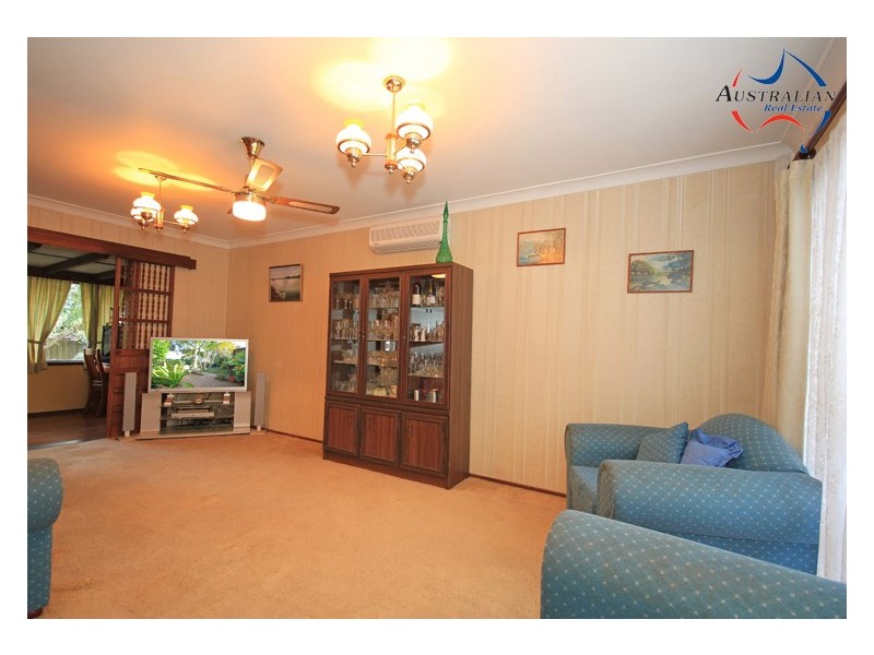 9 Yarrabee Place, Colyton NSW 2760