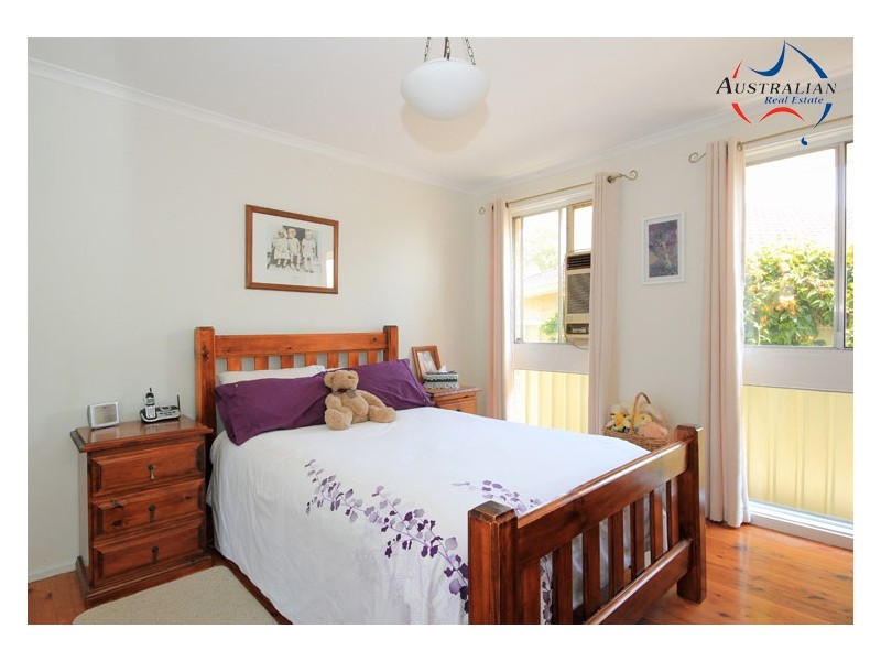 4 Coowarra Drive, St Clair NSW 2759