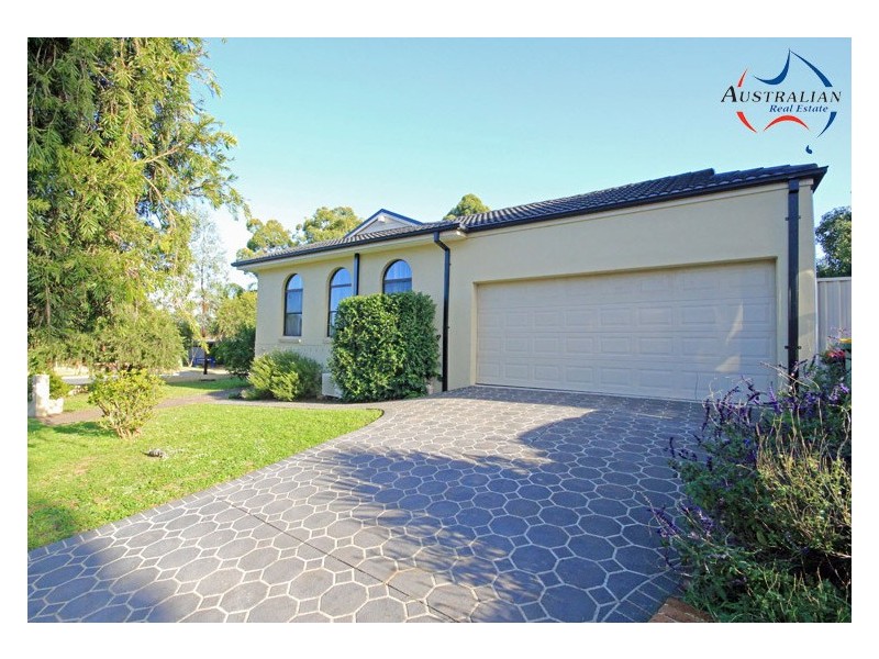 1/37 Flintlock Drive, St Clair NSW 2759