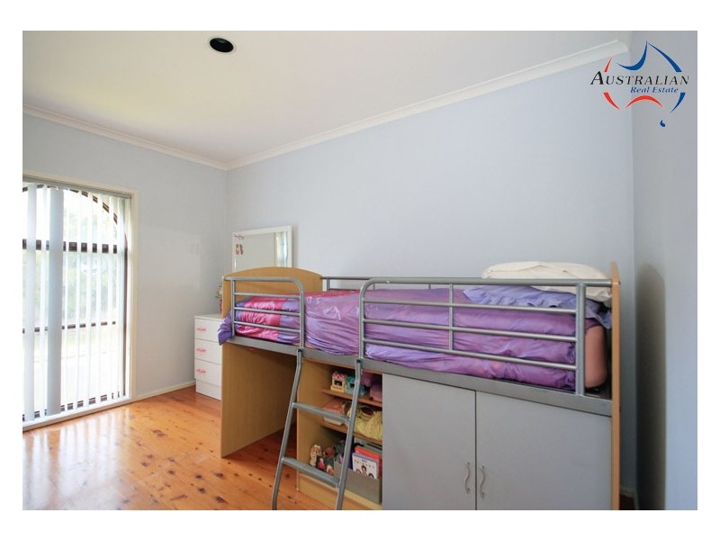 1/37 Flintlock Drive, St Clair NSW 2759