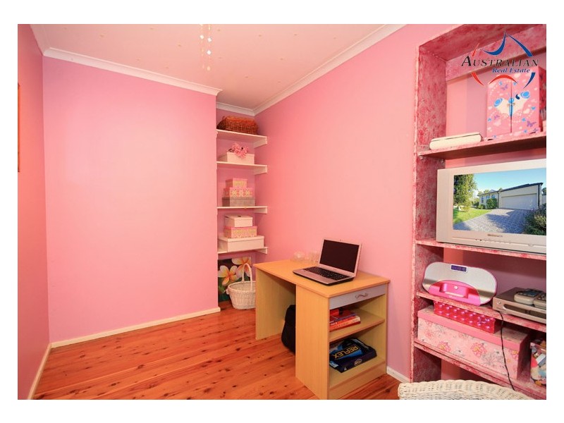 1/37 Flintlock Drive, St Clair NSW 2759