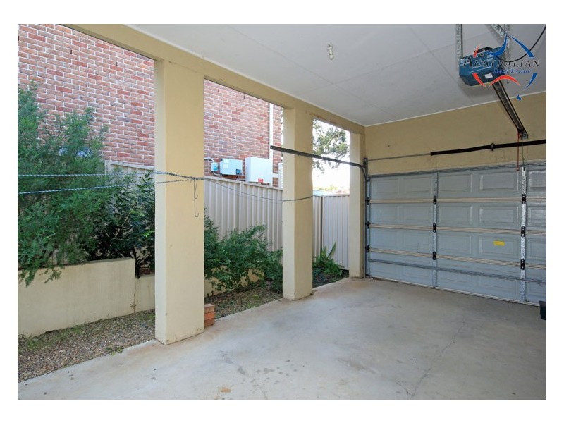 1/37 Flintlock Drive, St Clair NSW 2759