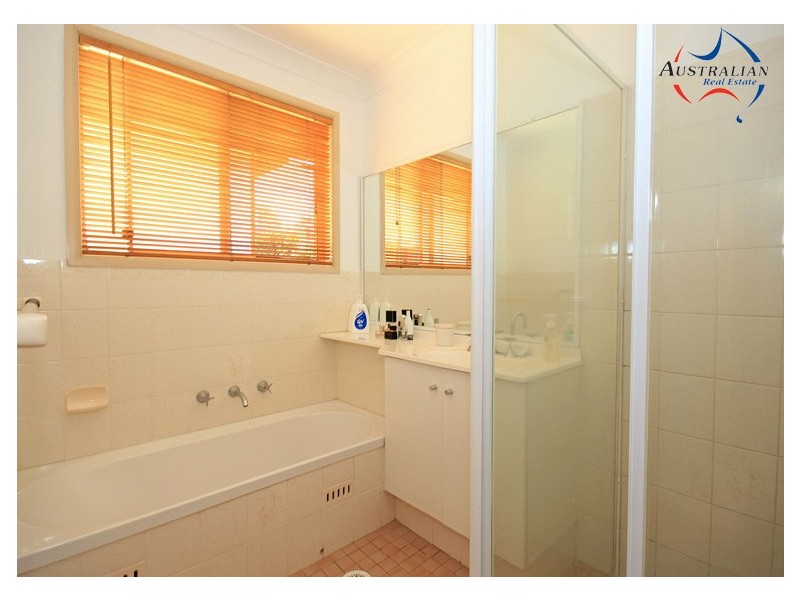 25 Martin Grove, Colyton NSW 2760