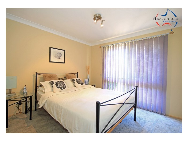 25 Martin Grove, Colyton NSW 2760