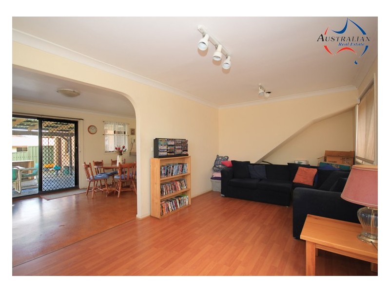 45 Pine Creek Circuit, St Clair NSW 2759