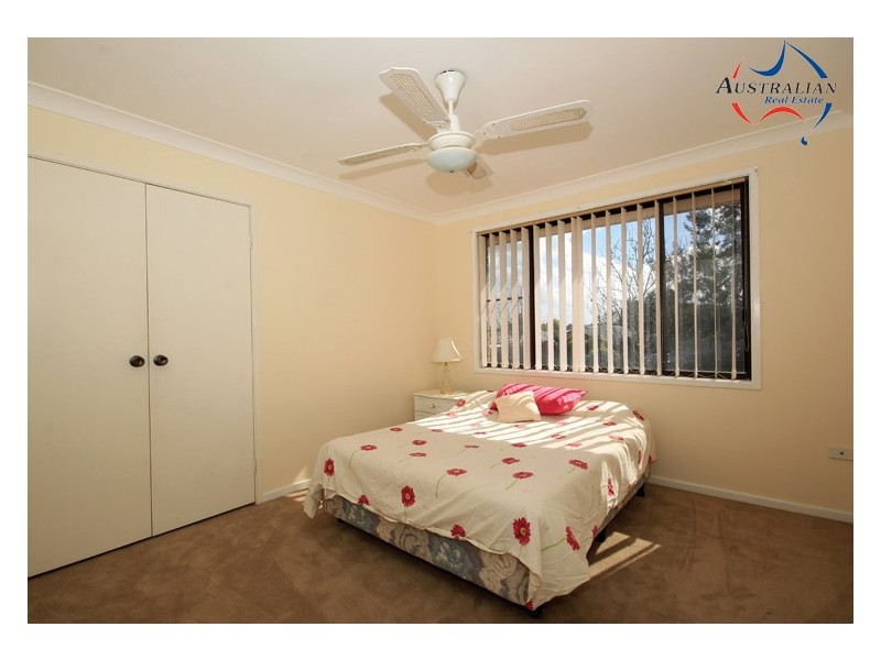 45 Pine Creek Circuit, St Clair NSW 2759