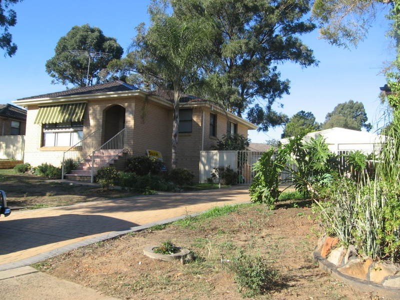 136 St Clair Ave, St Clair NSW 2759