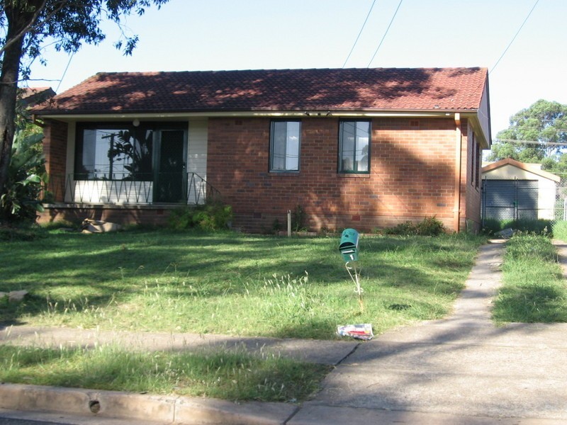 11 Idreiss St, Blackett NSW 2770