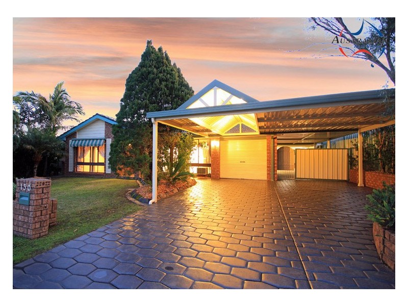 130 Pine Creek Circuit, St Clair NSW 2759
