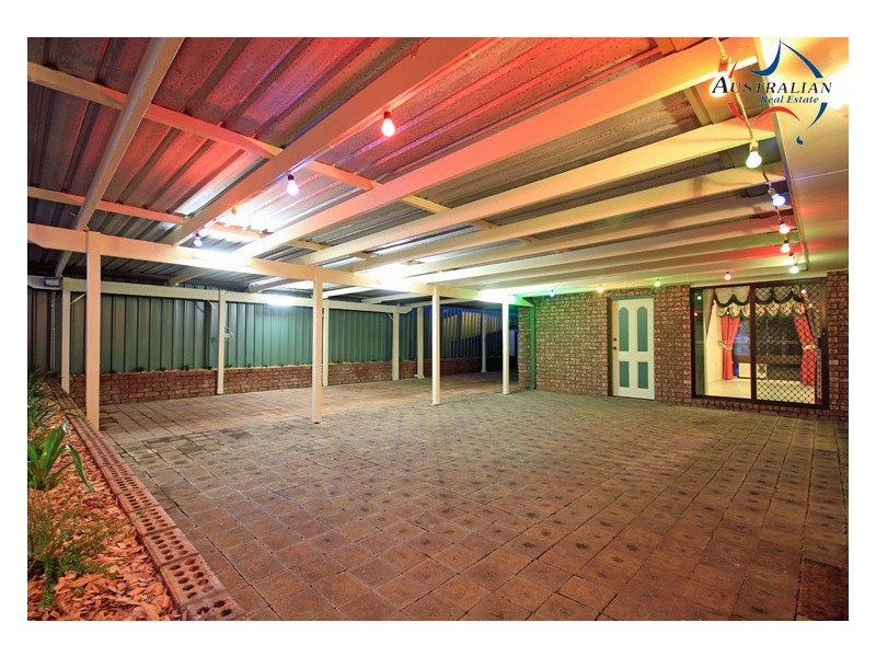 130 Pine Creek Circuit, St Clair NSW 2759